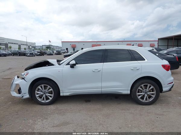 2024 AUDI Q3