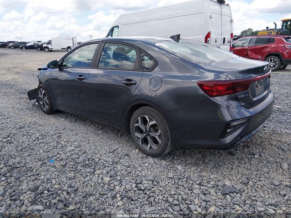 2021 KIA FORTE LXS