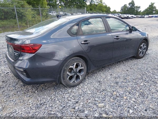 2021 KIA FORTE LXS