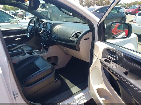 2017 DODGE GRAND CARAVAN SXT