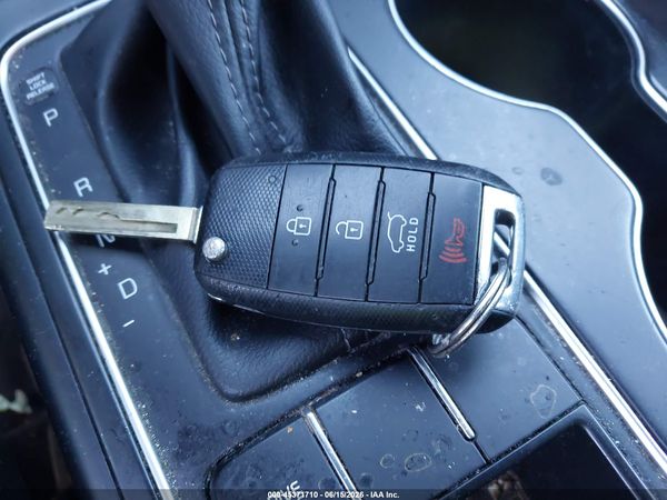 2019 KIA SORENTO 2.4L LX