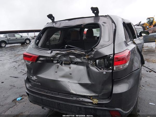 2017 TOYOTA HIGHLANDER LE
