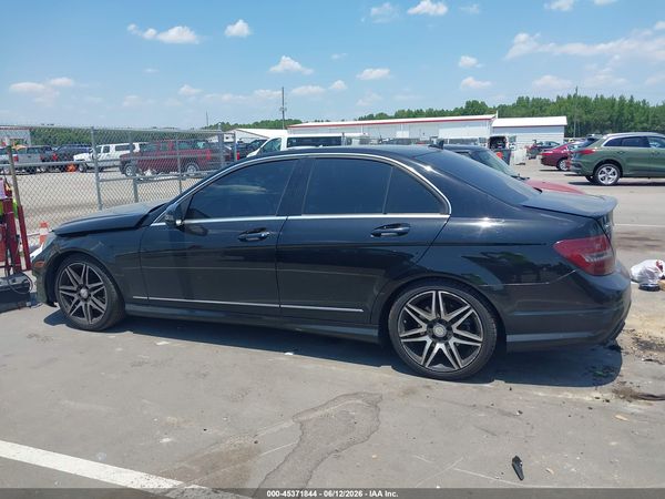 2014 MERCEDES-BENZ C 250 SPORT