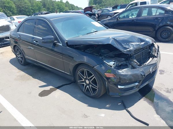2014 MERCEDES-BENZ C 250 SPORT