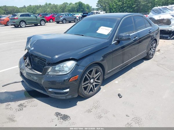 2014 MERCEDES-BENZ C 250 SPORT