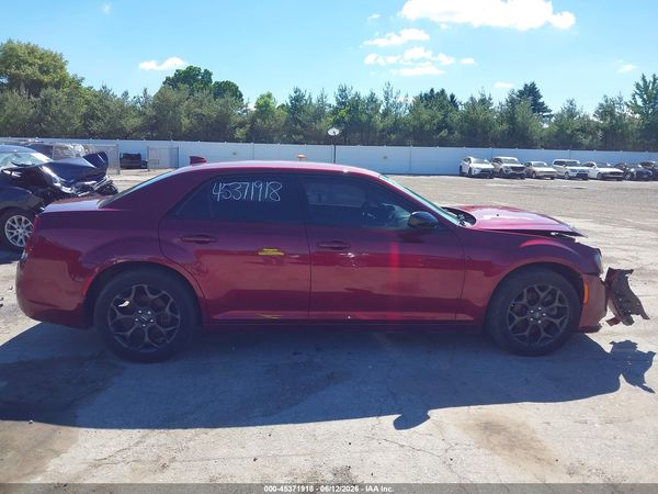 2019 CHRYSLER 300 TOURING AWD — I116