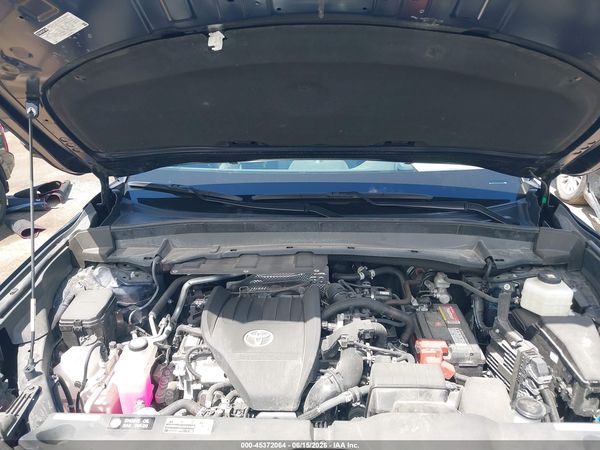 2024 TOYOTA GRAND HIGHLANDER PLATINUM