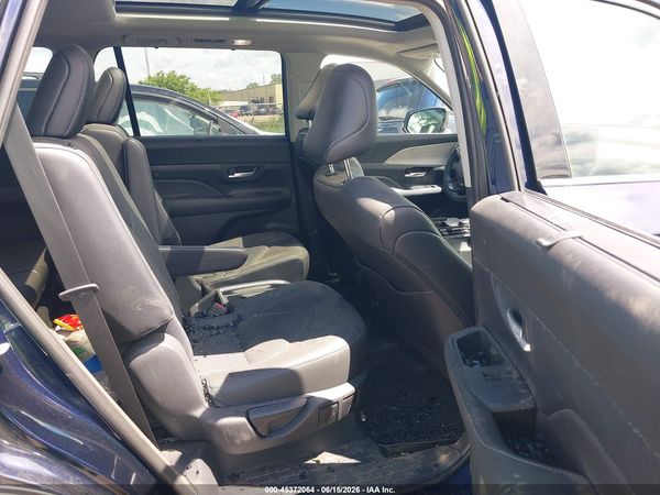 2024 TOYOTA GRAND HIGHLANDER PLATINUM