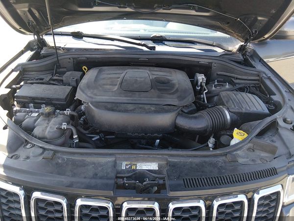 2019 JEEP GRAND CHEROKEE LAREDO E 4X4