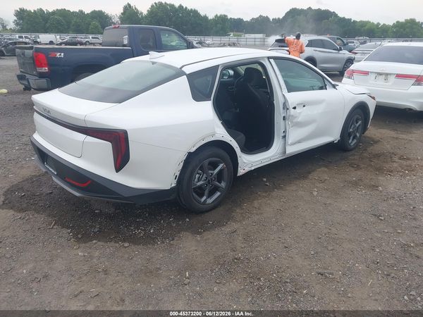 2025 KIA K4 LXS