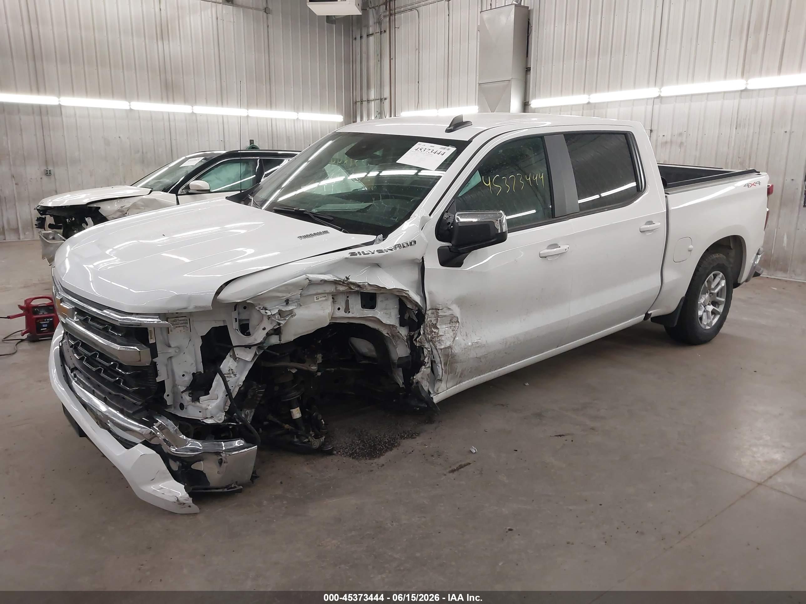 2025 CHEVROLET SILVERADO 1500 — I2