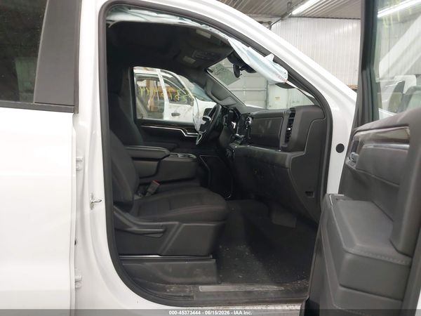 2025 CHEVROLET SILVERADO 1500 — I5