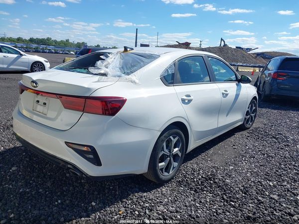 2021 KIA FORTE LXS