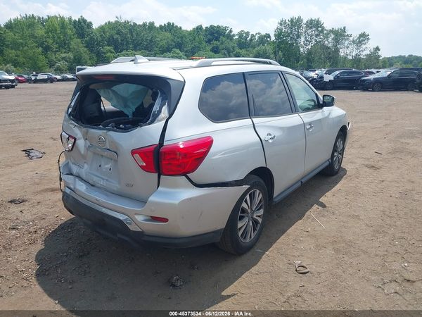 2019 NISSAN PATHFINDER SV