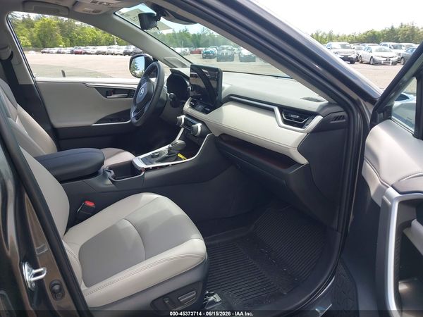 2025 TOYOTA RAV4 LIMITED