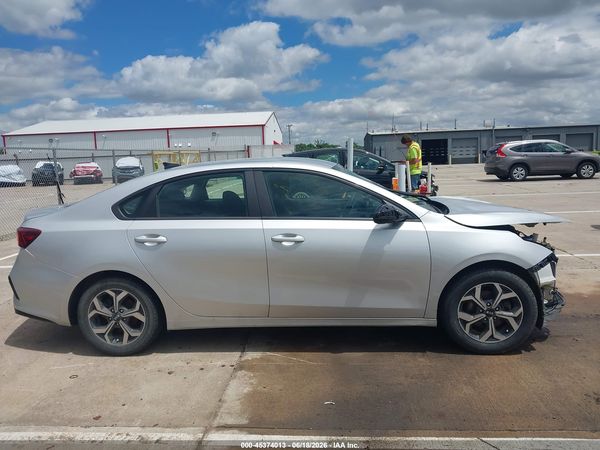 2019 KIA FORTE LXS