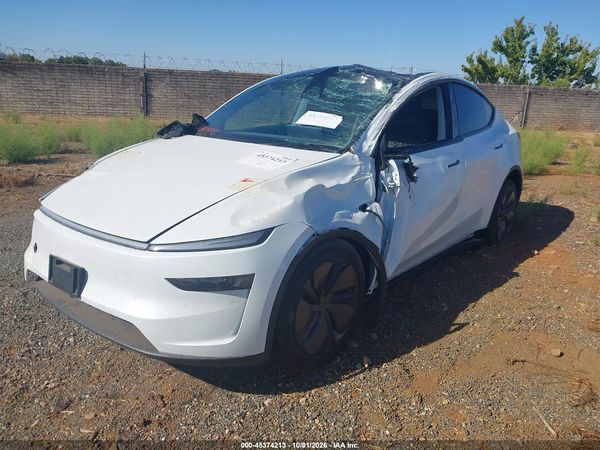 2026 TESLA MODEL Y — I2