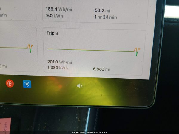 2026 TESLA MODEL Y — I7