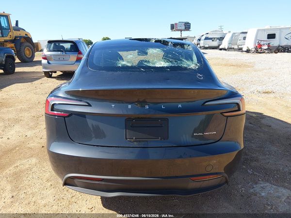 2025 TESLA MODEL 3