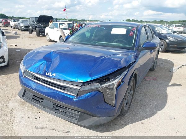 2025 KIA K4 LXS