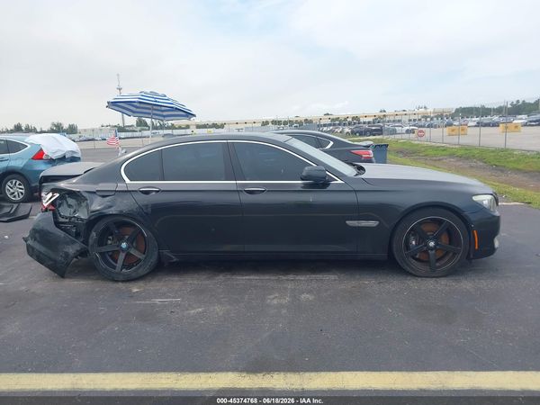 2012 BMW 750I