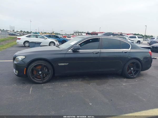 2012 BMW 750I