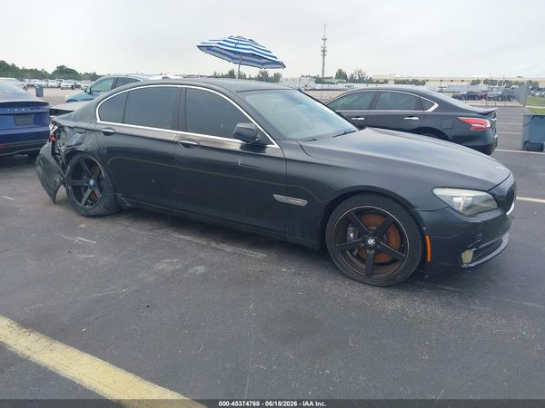 2012 BMW 750I