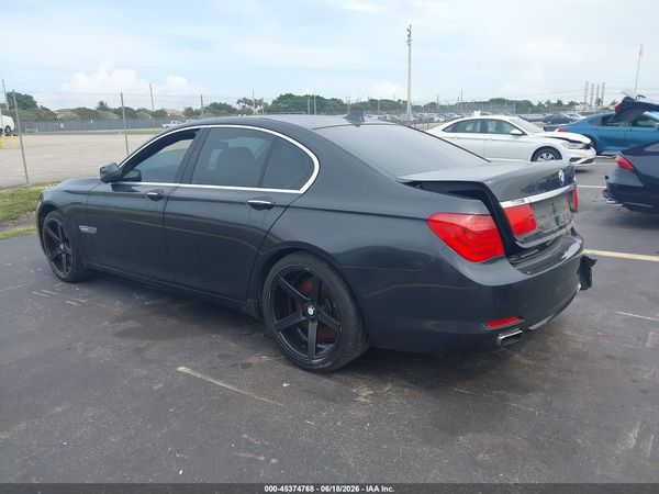 2012 BMW 750I