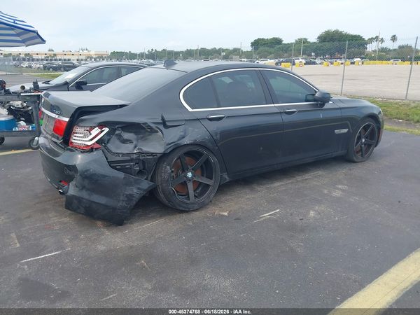 2012 BMW 750I