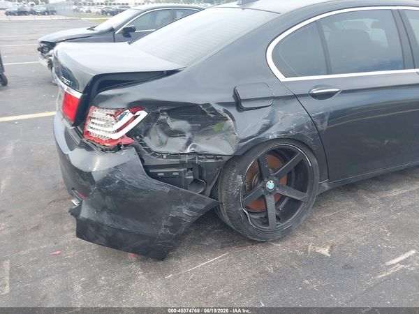 2012 BMW 750I