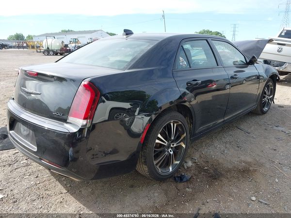 2022 CHRYSLER 300 TOURING — I4