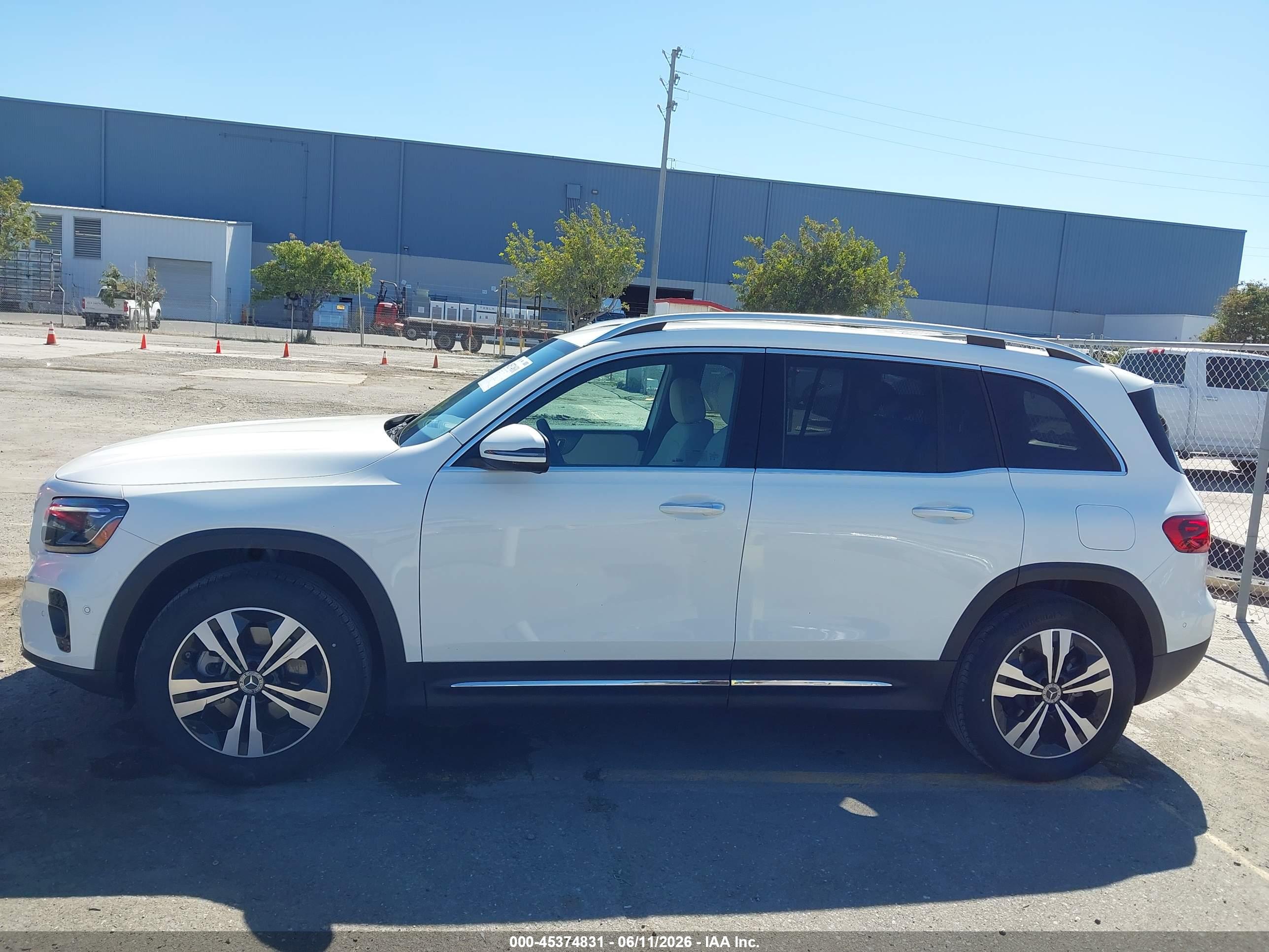 2025 MERCEDES-BENZ GLB 250 GLB250