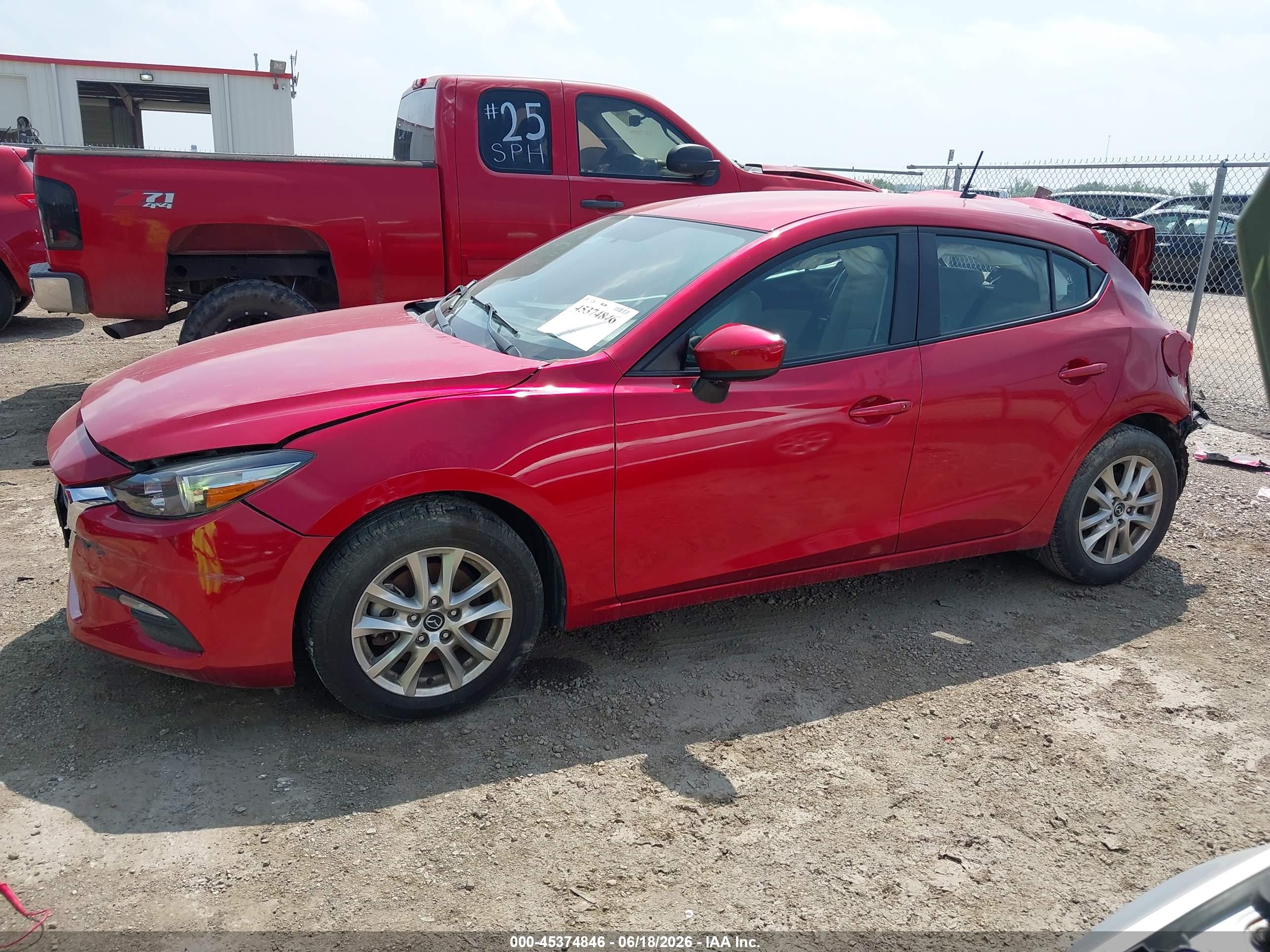 2017 MAZDA MAZDA3 SPORT