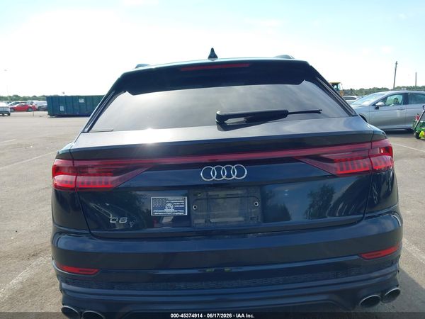 2021 AUDI SQ8
