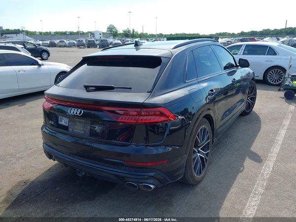 2021 AUDI SQ8