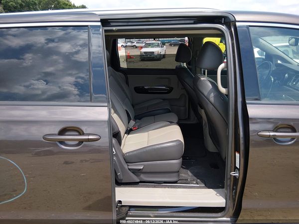 2017 KIA SEDONA EX