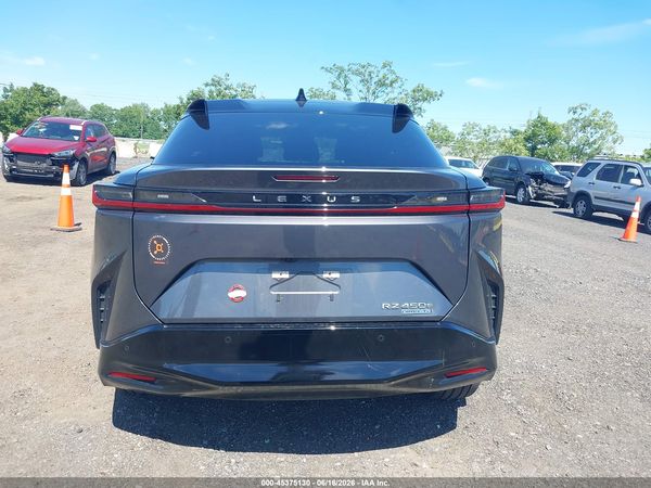 2023 LEXUS RZ 450E LUXURY