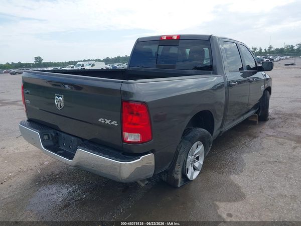 2020 RAM 1500 CLASSIC SLT  4X4 5'7 BOX