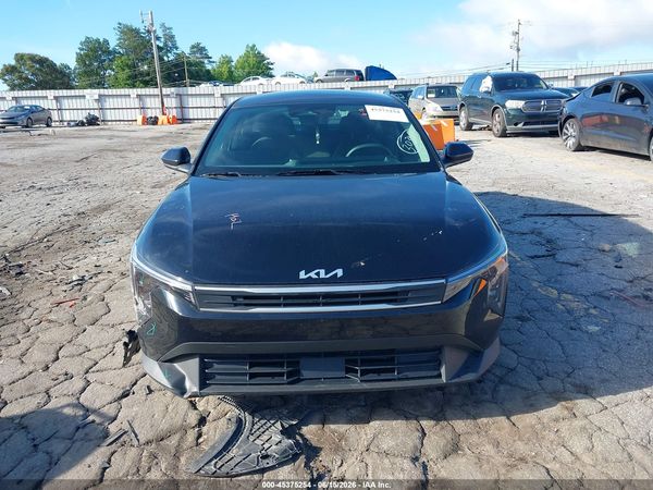 2025 KIA K4 LX