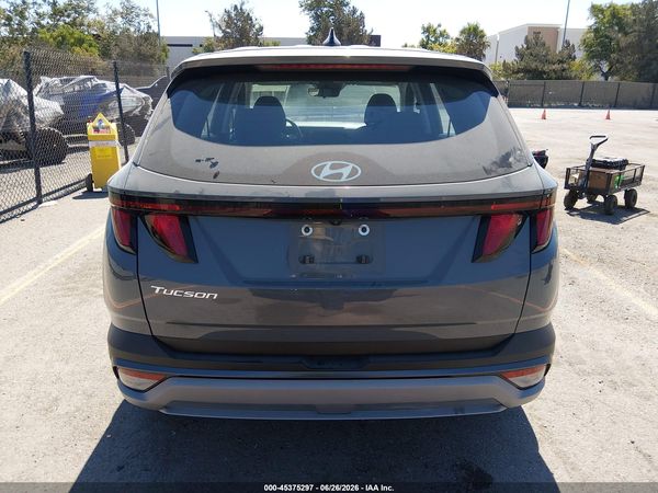 2025 HYUNDAI TUCSON SE