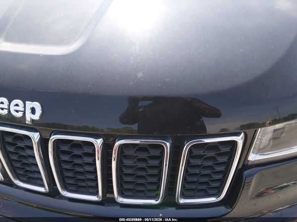 2019 JEEP GRAND CHEROKEE LAREDO E 4X4