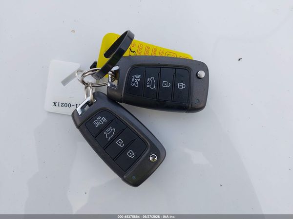 2020 HYUNDAI KONA SE