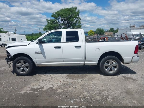 2018 RAM 1500 EXPRESS  4X4 6'4 BOX
