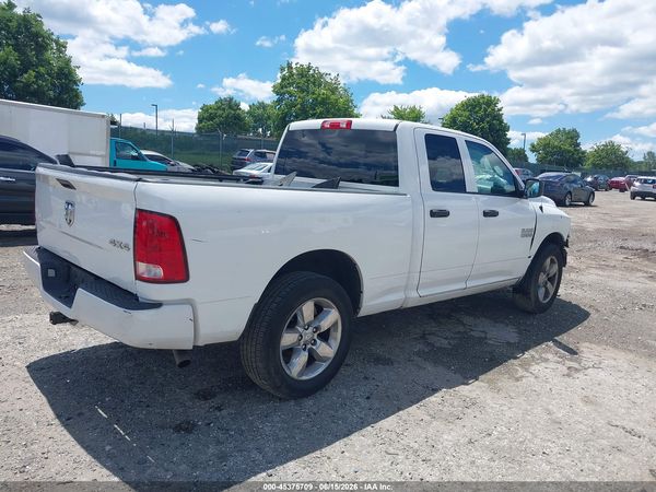 2018 RAM 1500 EXPRESS  4X4 6'4 BOX
