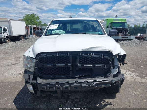 2018 RAM 1500 EXPRESS  4X4 6'4 BOX