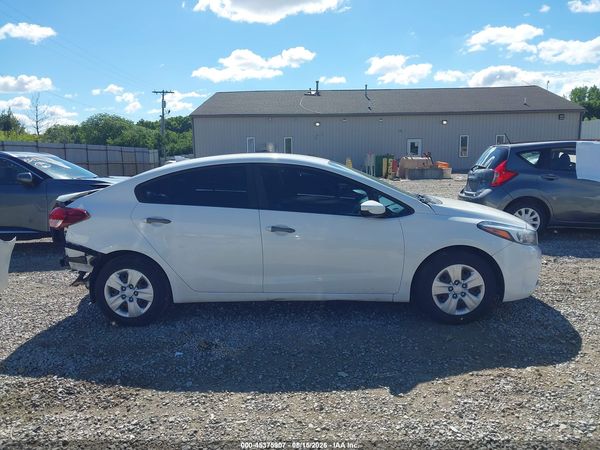2017 KIA FORTE LX