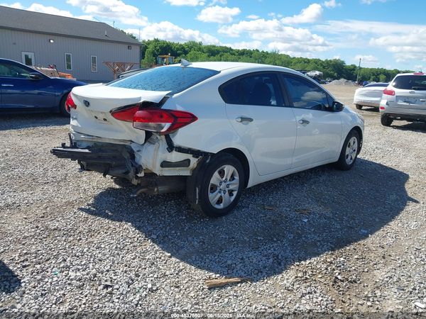2017 KIA FORTE LX