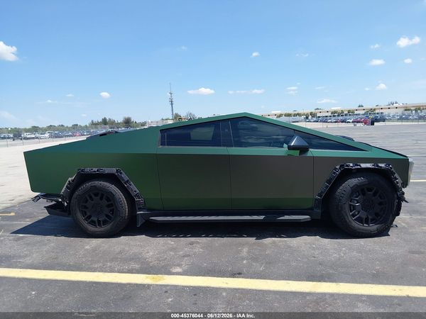 2024 TESLA CYBERTRUCK ALL-WHEEL DRIVE