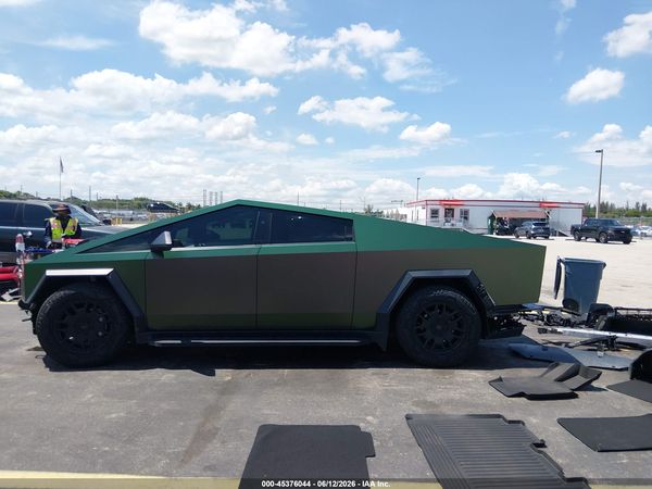 2024 TESLA CYBERTRUCK ALL-WHEEL DRIVE