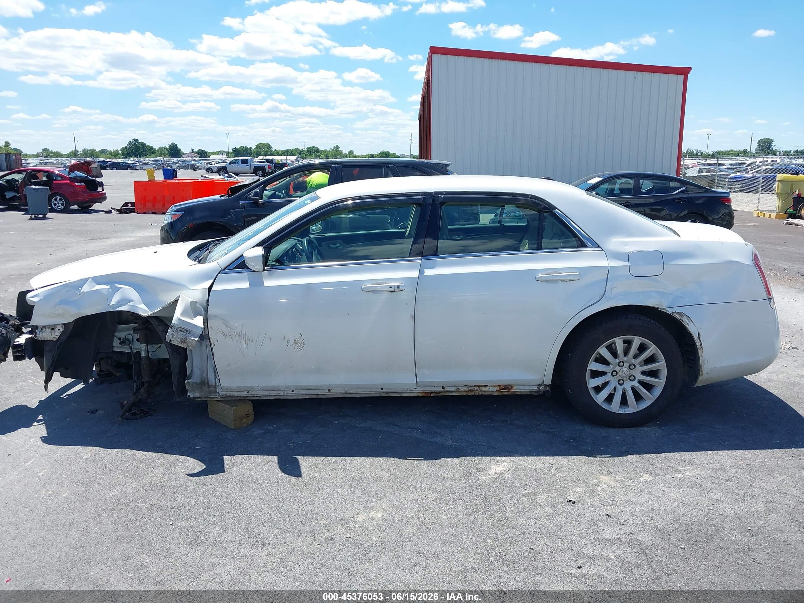 2012 CHRYSLER 300 Base/Limited